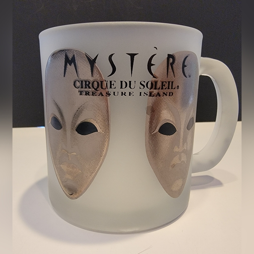 Vintage Mystere Cirque Du Soleil Souvenir Mug Treasure Island Frosted Glass